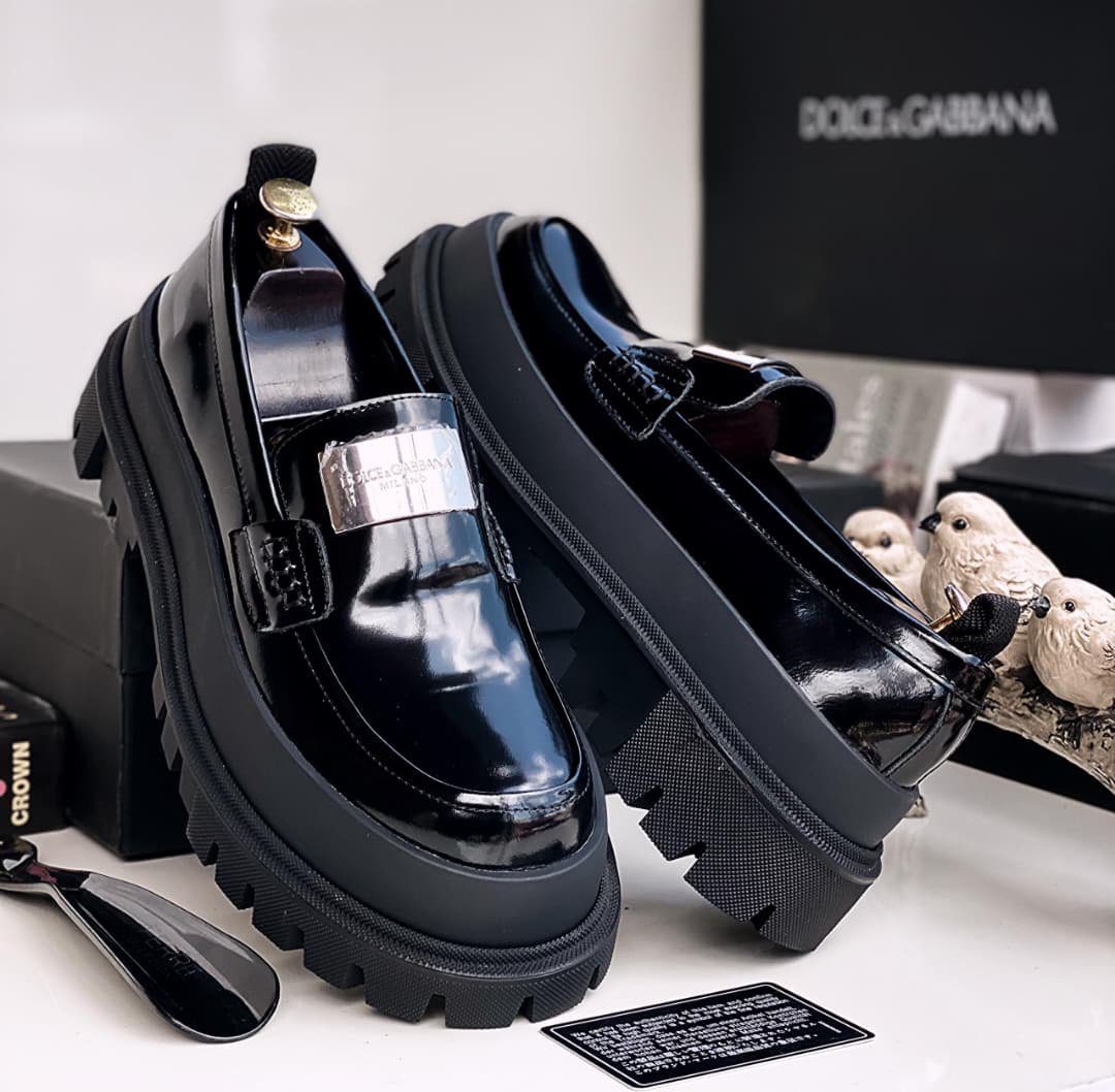 Dolce & Gabbana Glossy / Patent Leather Lug-Sole Loafers