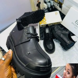 Balenciaga Chunky Leather Derby Shoes