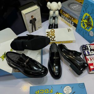FDCP Patent/Glossy Leather Penny Loafers