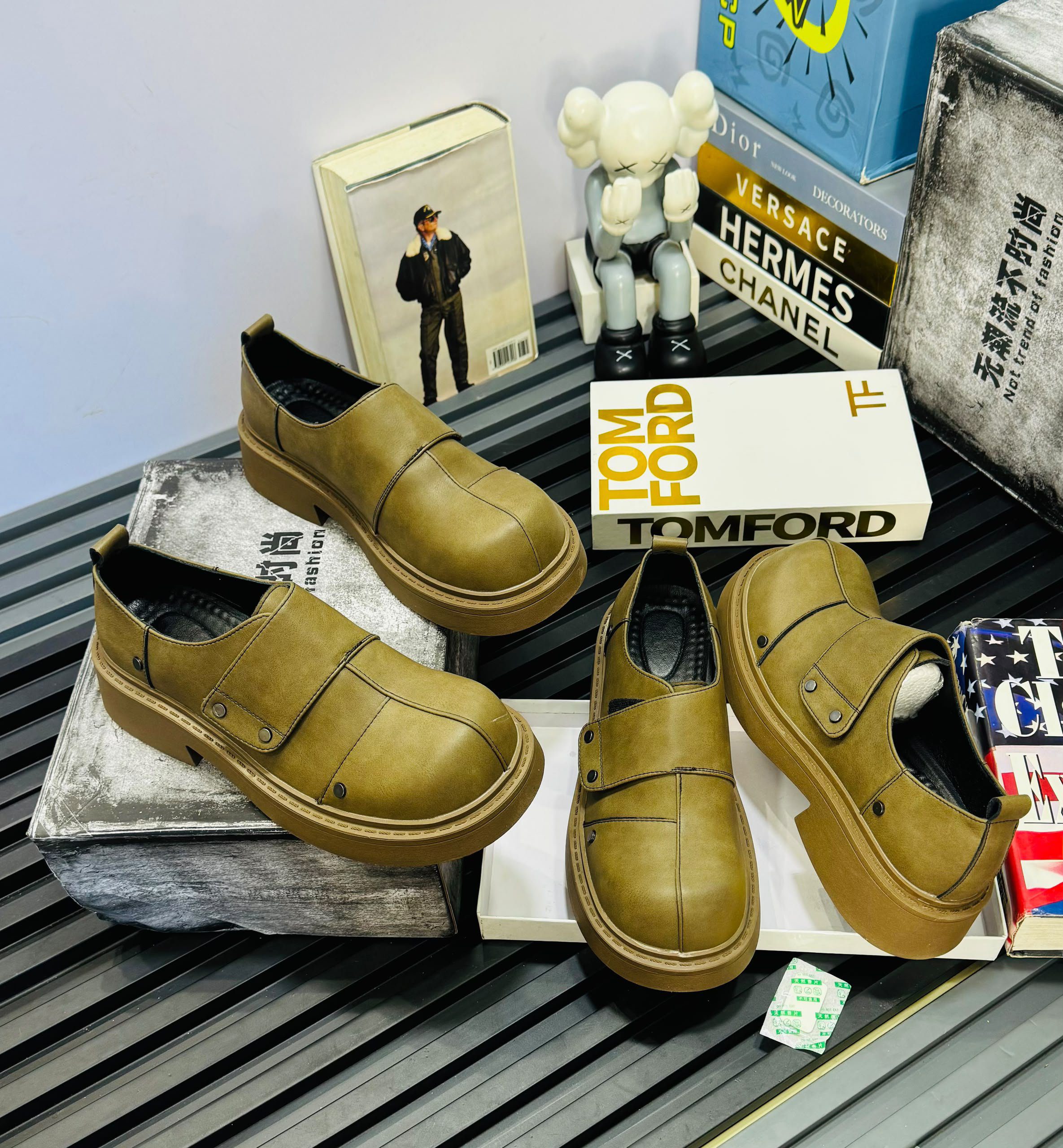 Fashion Chunky Strap Lug-Sole Loafers - Image 2