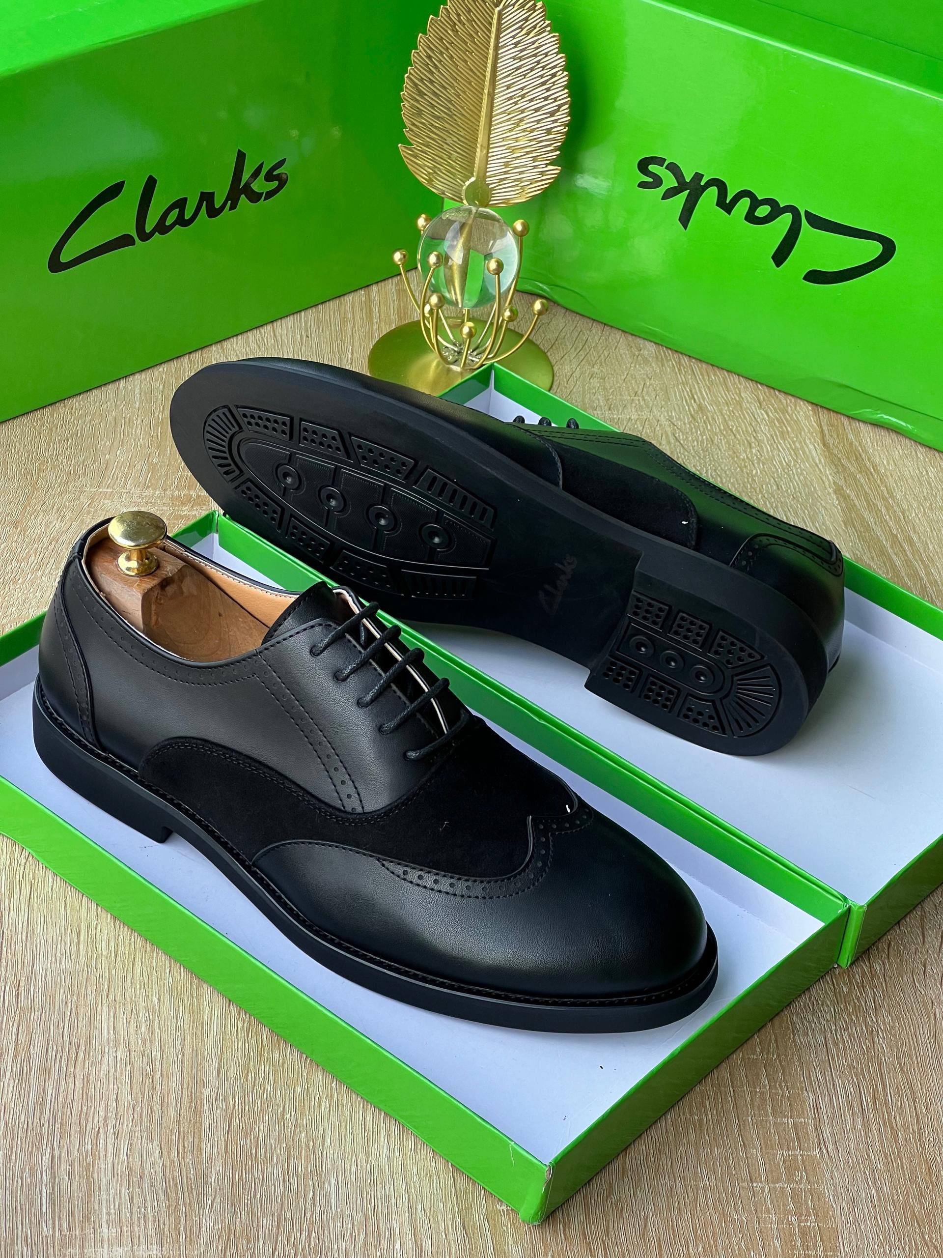 Clarks Two-Tone Suede & Leather Wingtip Brogues / Derby - Image 3