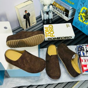 Suede Backless Slip-On Mules / Clogs