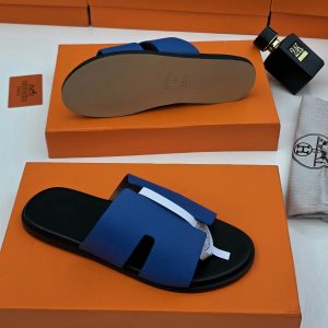 Hermès Leather Pam Slippers