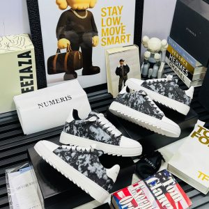 Numeris Canvas | Sneakers