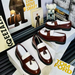 Two-Tone Contrast Leather Tassel Loafers